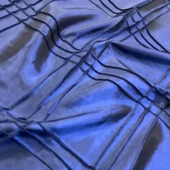 Triple Pleat Pintuck Table Linen in Navy