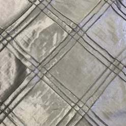 Triple Pleat Pintuck Table Runner in Charcoal