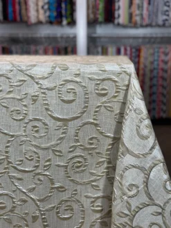 Tuscany Jacquard (Reversible) Table Linen in Champagne and Gold