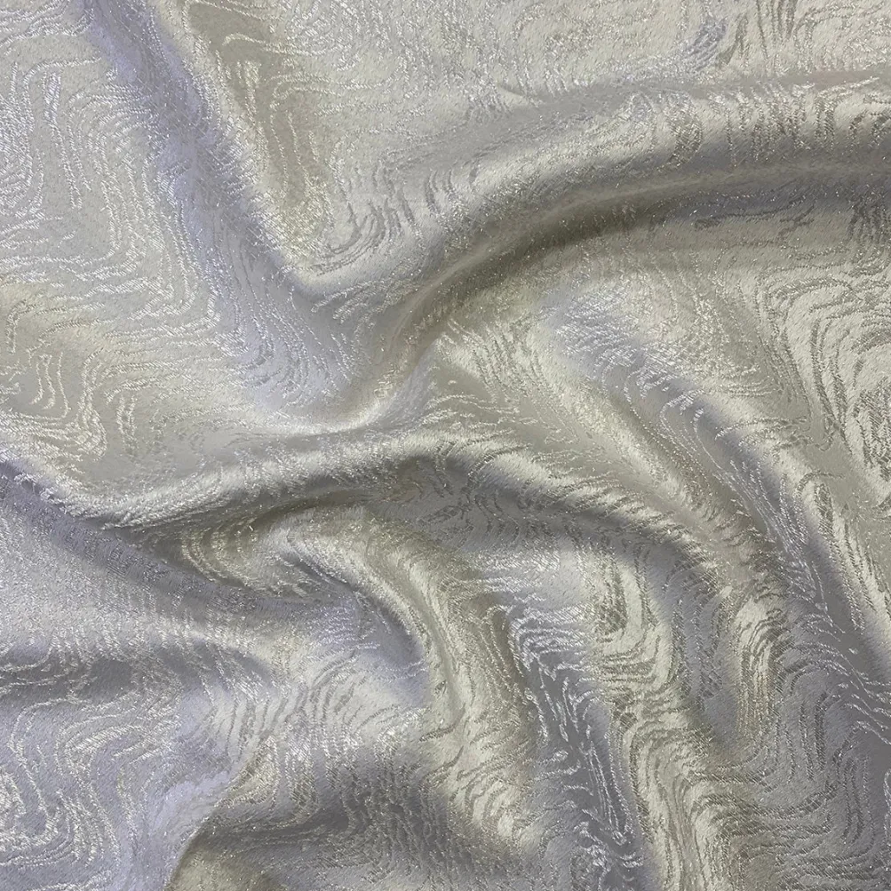 Twinkle Tensil Table Runner in Ivory