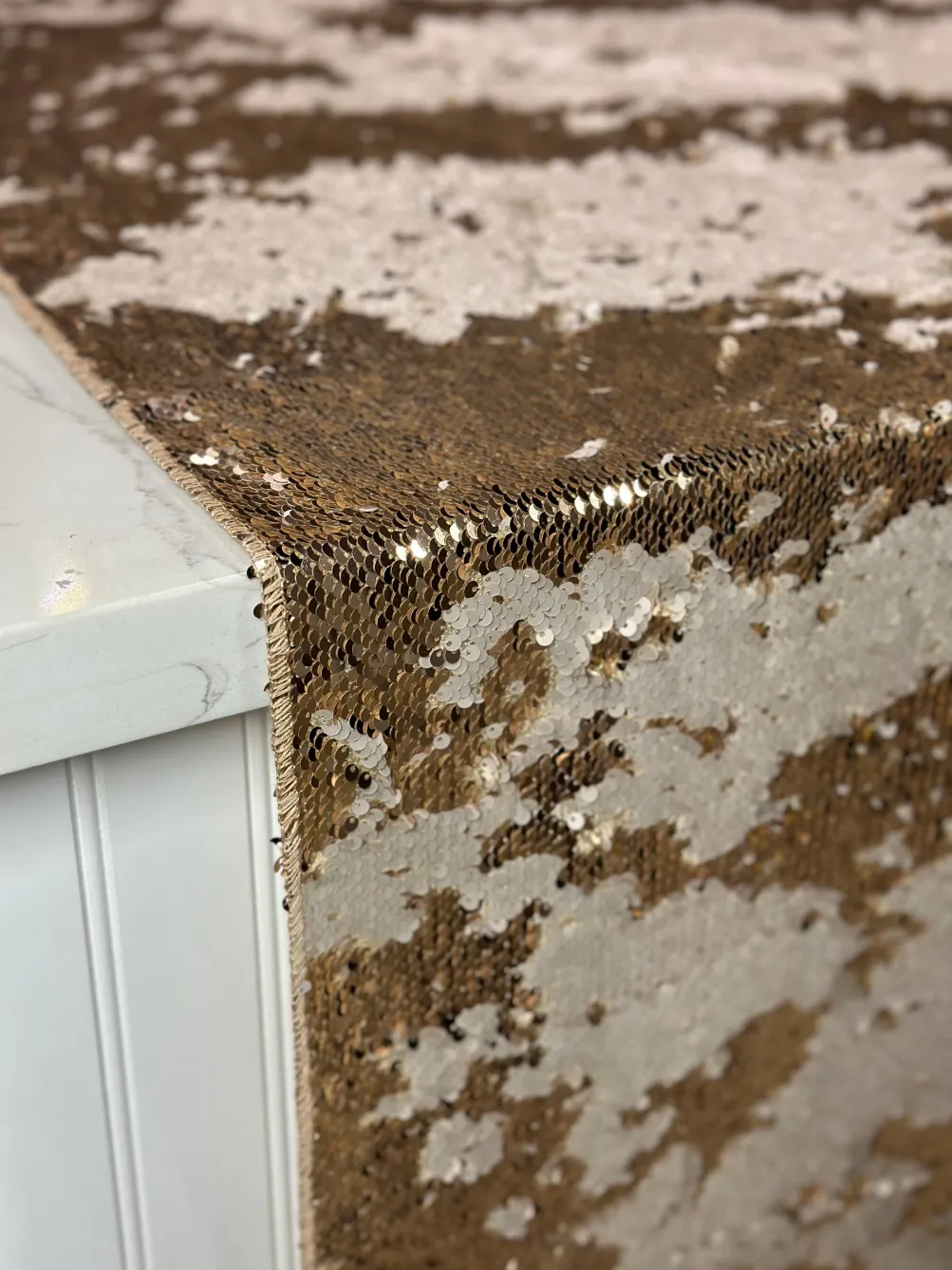 Two-Tone Sequins Table Linen in Champagne and Matte
