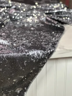 Two-Tone Sequins Table Linen in Pewter and Silver