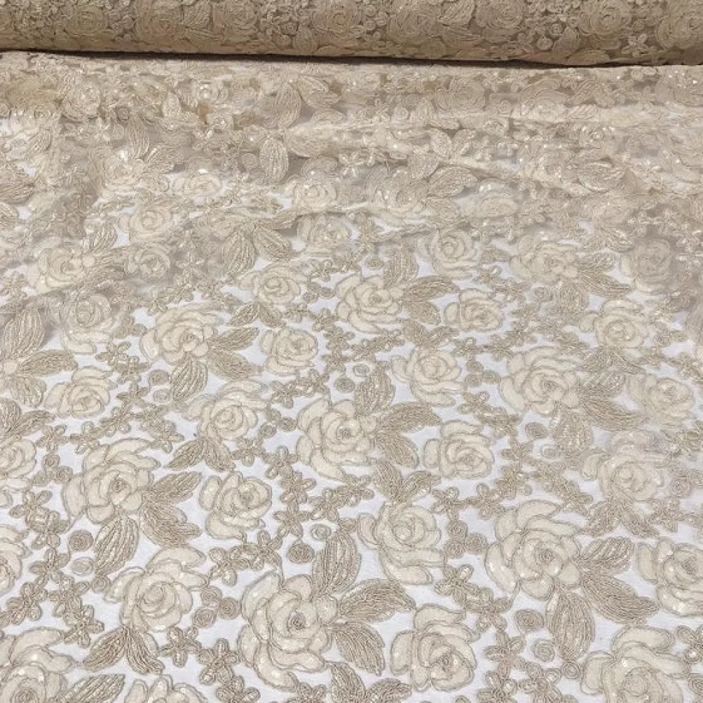 Valentina Lace Table Runner in Ivory