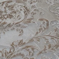 Victorian Jacquard Sheer Table Linen in Champagne