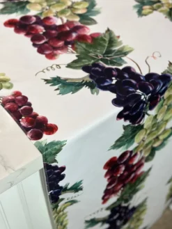 Vineyard (Poly Print) Table Linen