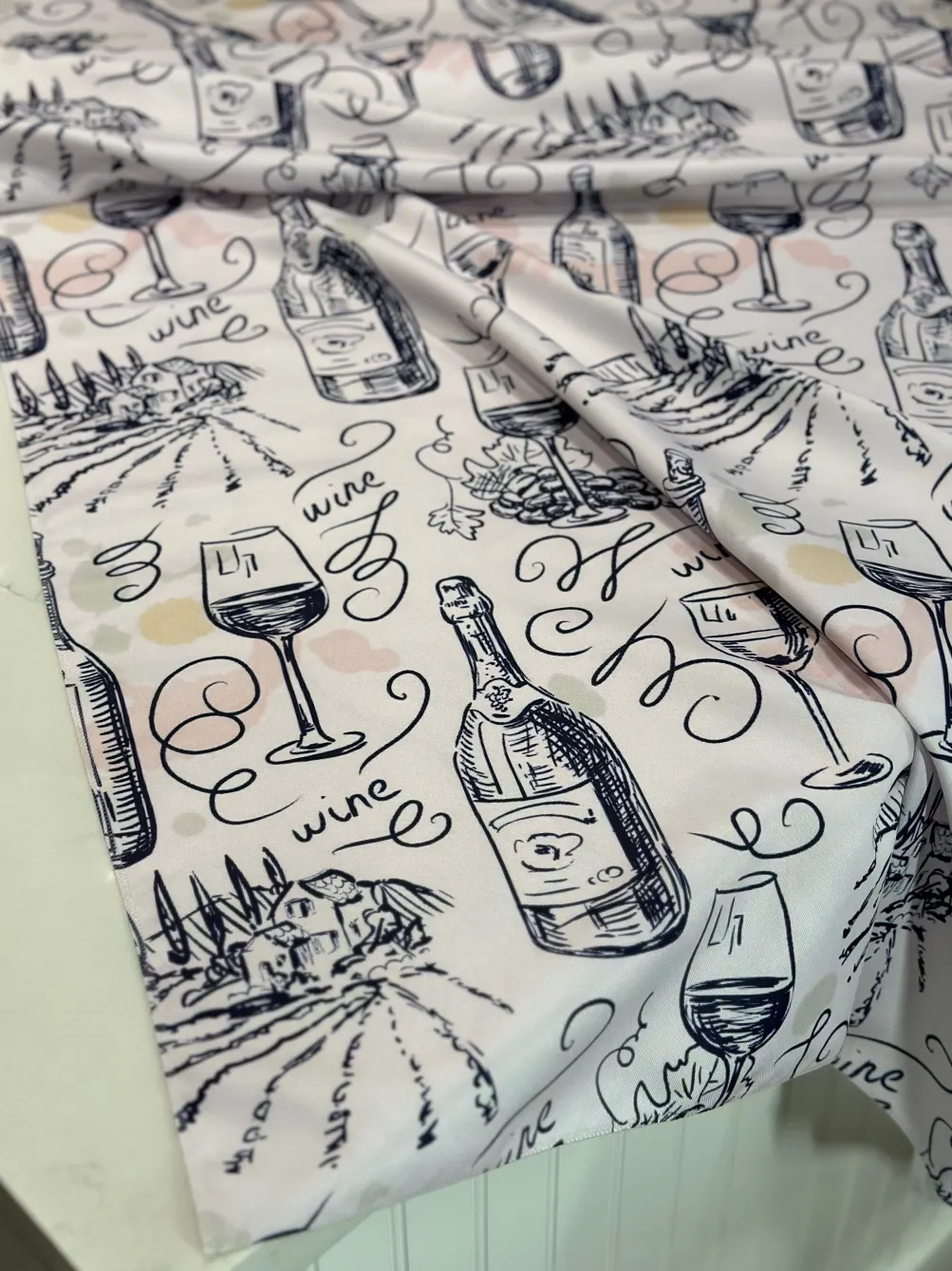 Vino (Poly Print) Table Linen
