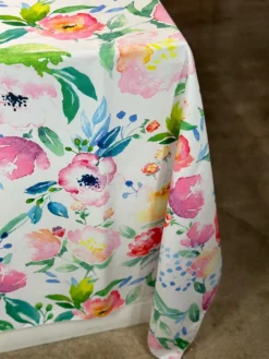 Watercolor Bouquet (Poly Print) Table Linen